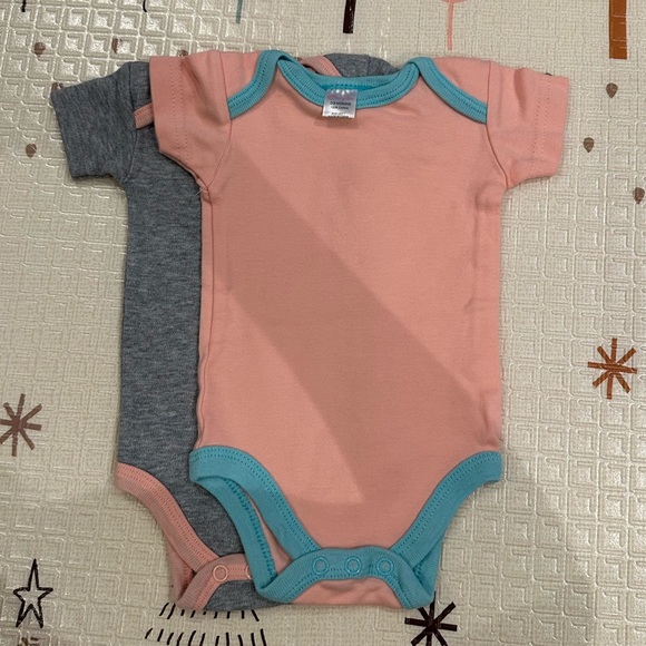 0-3 months BabyBliss Baby Girl Clothes Onesies - Picture 4 of 8